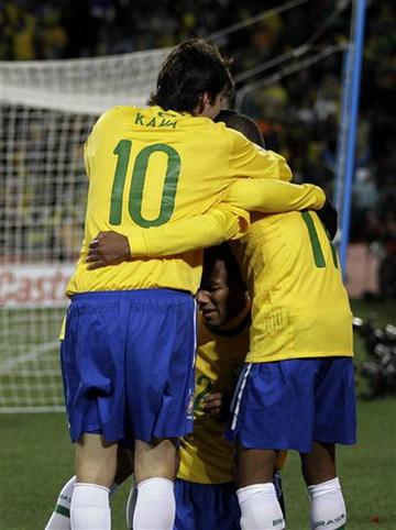 世界杯的十大惨案巴西被17只能勉强垫(2010世界杯巴西对朝鲜)